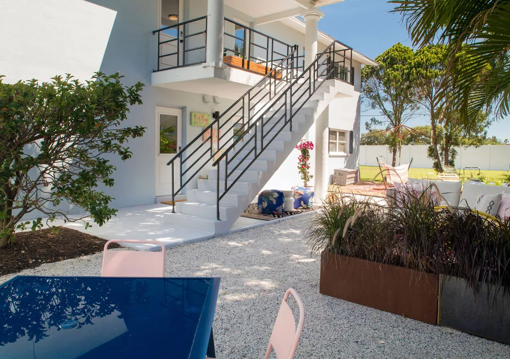 Grevilla shared courtyard seating